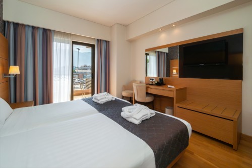 Standard-Double-Room-02-Elektra-Hotel-Spa