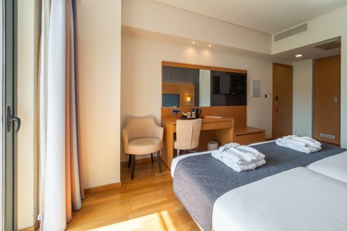 Standard-Double-Room-03-Elektra-Hotel-Spa