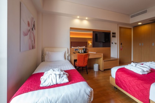 Standard-Triple-Room-04-Elektra-Hotel-Spa